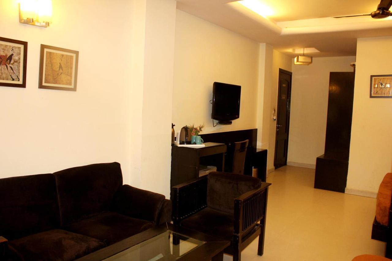 Aman Deluxe Hotel New Delhi Exterior photo